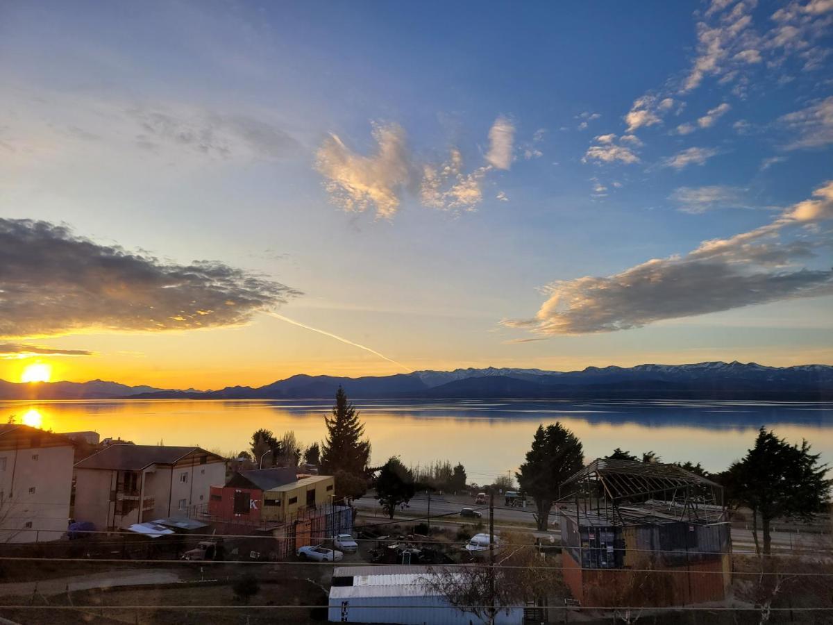 Dpto Tipo Cabana Con Vista Al Lago Appartement Bariloche Buitenkant foto
